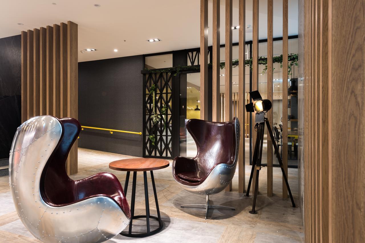 Hotel Half Тайчжун Экстерьер фото