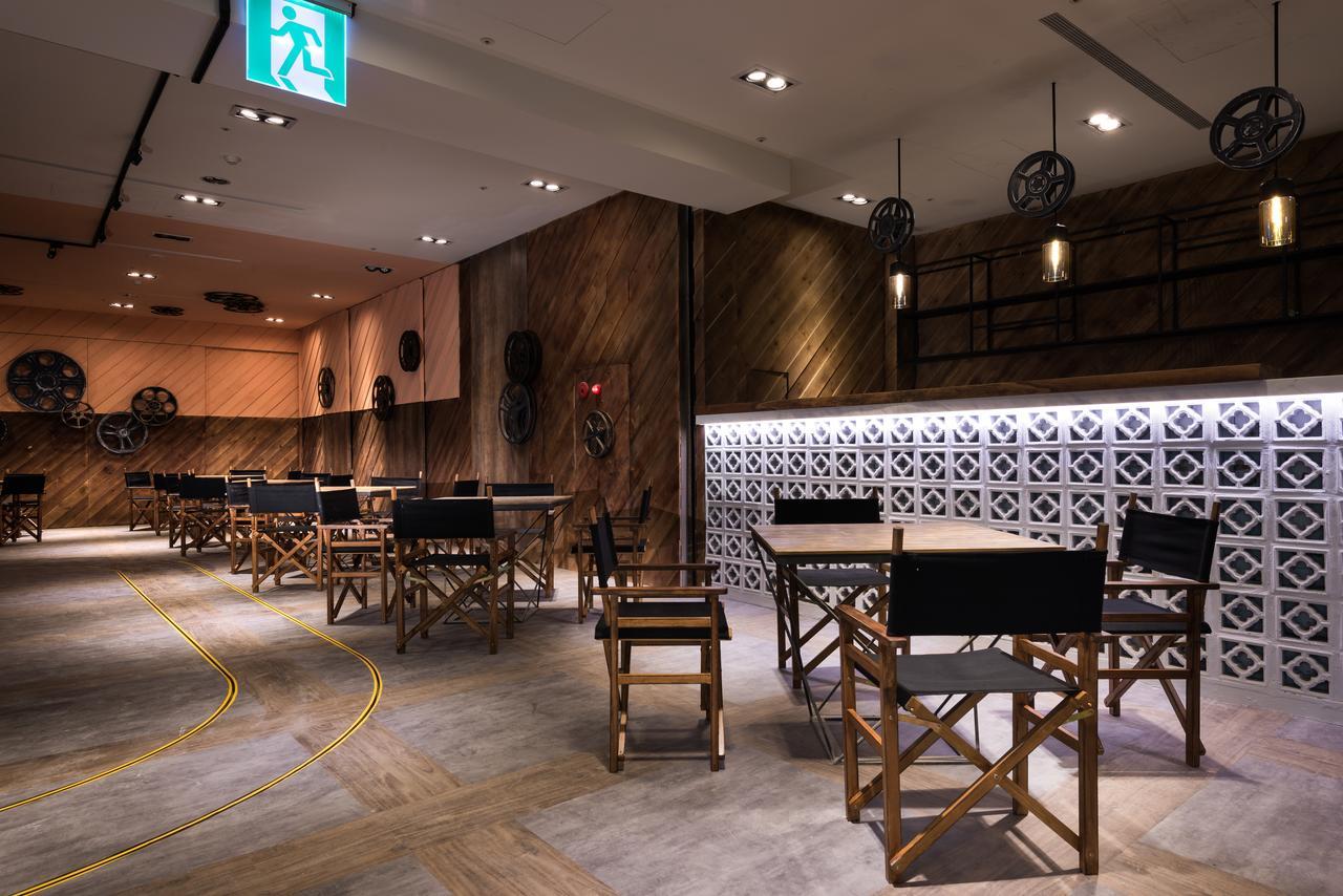 Hotel Half Тайчжун Экстерьер фото