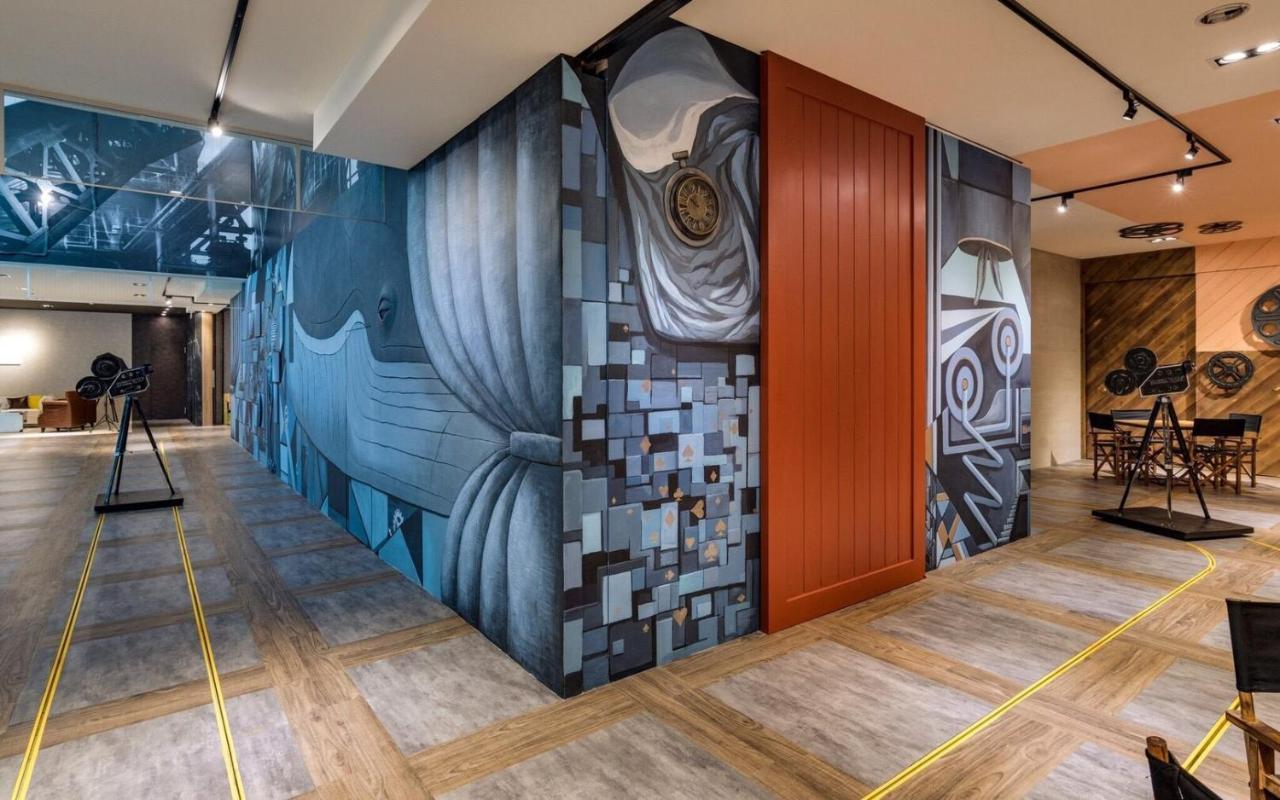 Hotel Half Тайчжун Экстерьер фото